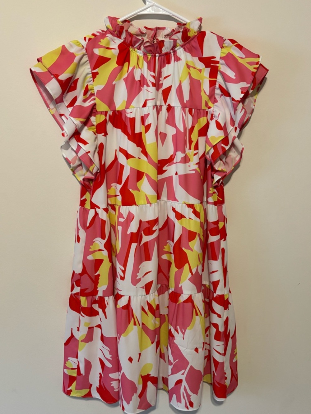 CROSBY by Mollie Burch Pink Floral Tiered Graduation Ruffle Dress Size Small - Picture 2 of 11